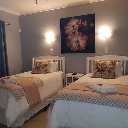 Graceland Guesthouse Potchefstroom Zewnętrze zdjęcie