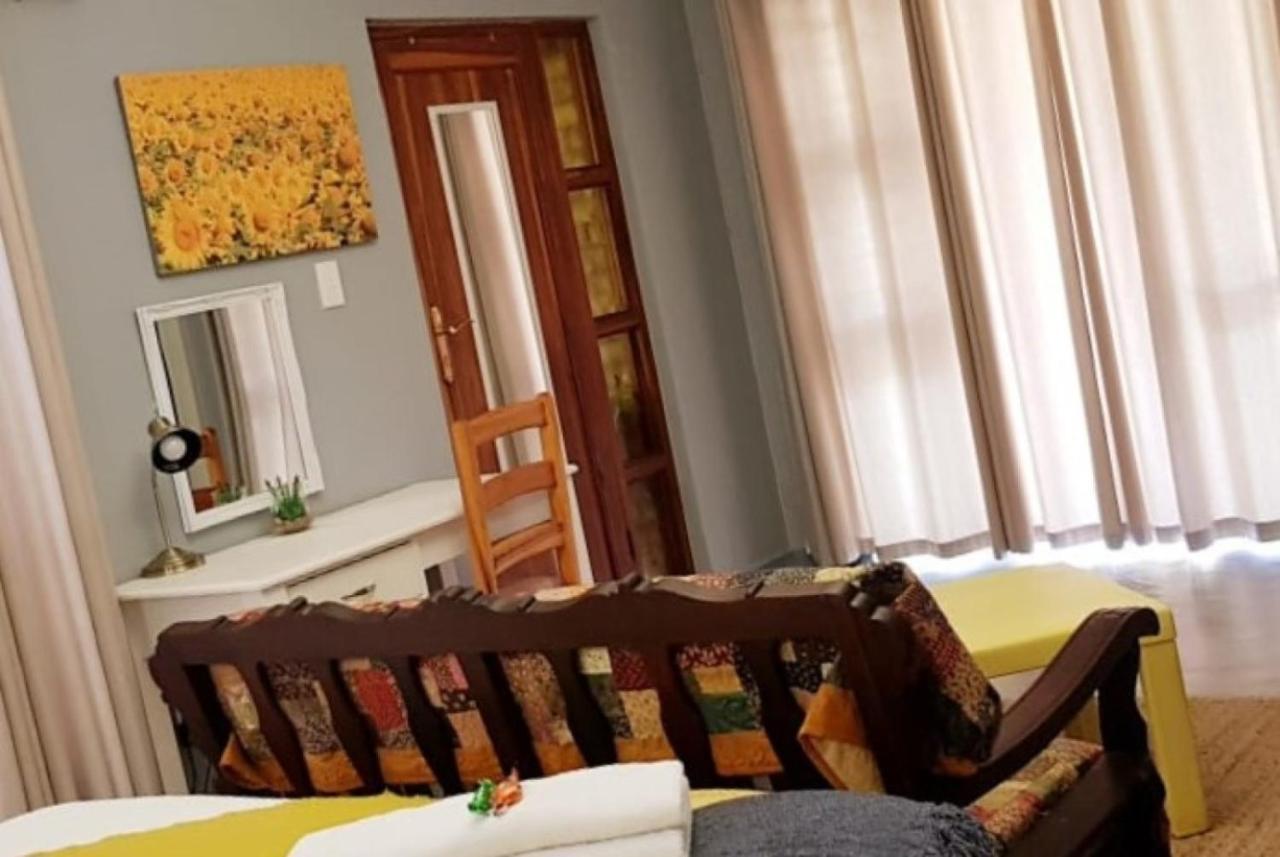 Graceland Guesthouse Potchefstroom Zewnętrze zdjęcie